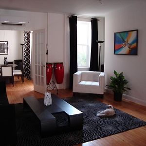 Blancnoir Bed & Breakfast